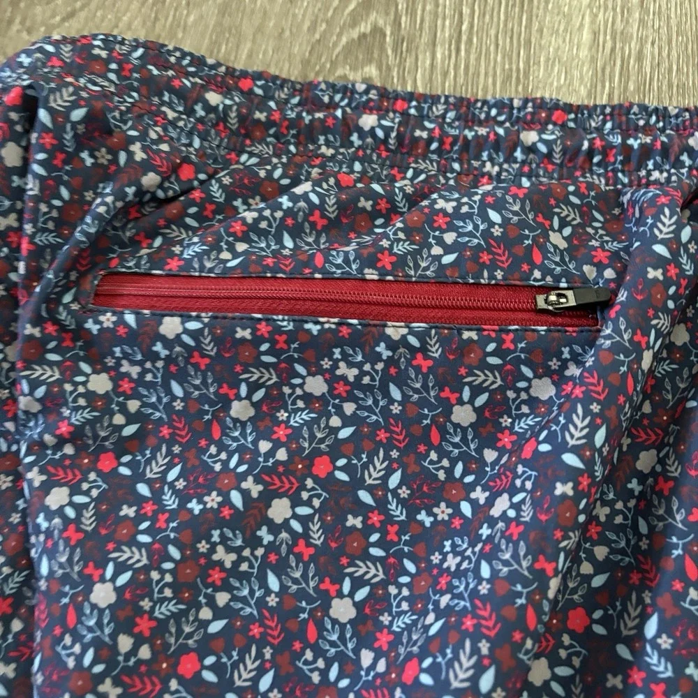 Mugsy Shorts Men's XXL Blue Red Floral Swim Trunks‎ Hybrid Athletic Lined Logo